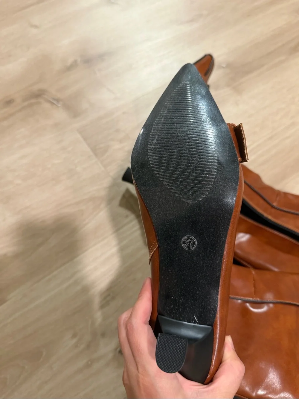 Women's Tall Pointed-Toe Brown Leather Boots